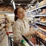 The benefits of mindful shopping and how to practice it