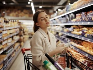 The benefits of mindful shopping and how to practice it